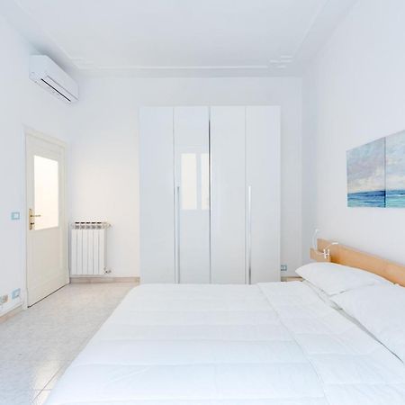 Arezzo Apartment, Metro Bologna E Bus Per La Sapienza, 4 Persone, Wifi Рим Экстерьер фото